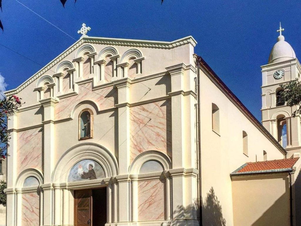 Afa - Église Saint Antoine de Padoue (Afa)