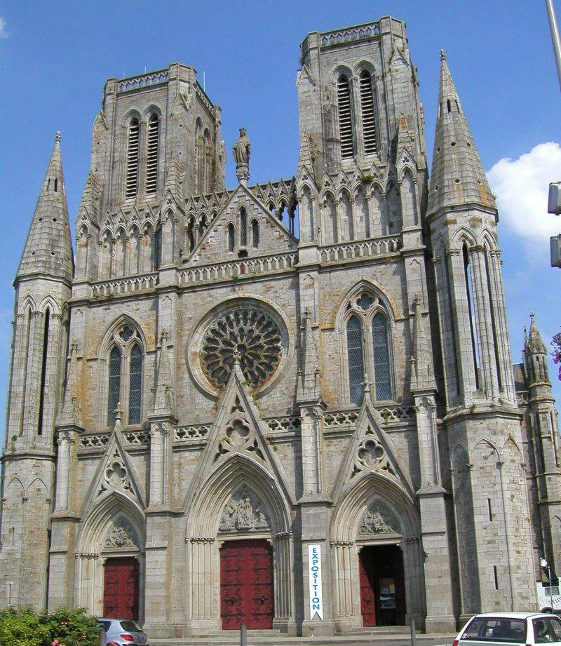 Avranches - Église Notre-dame-des-champs