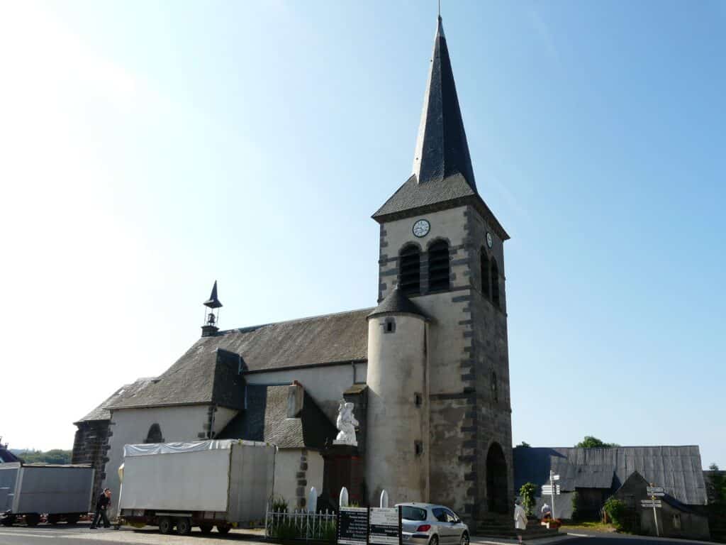 Bagnols - Eglise Saint Pierre