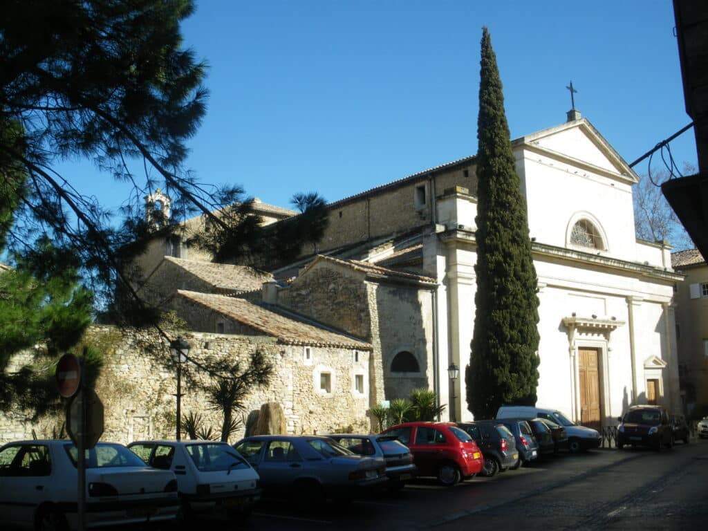 Bollène - Église Presbytère Saint Martin