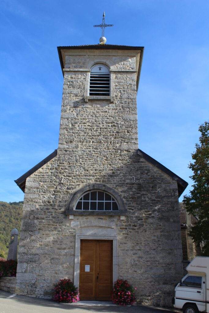 Bolozon - Église Saint Etienne