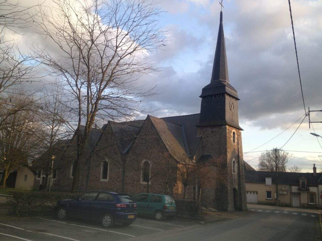Bouchamps-lès-Craon - Église de Bouchamps-lès-Craon