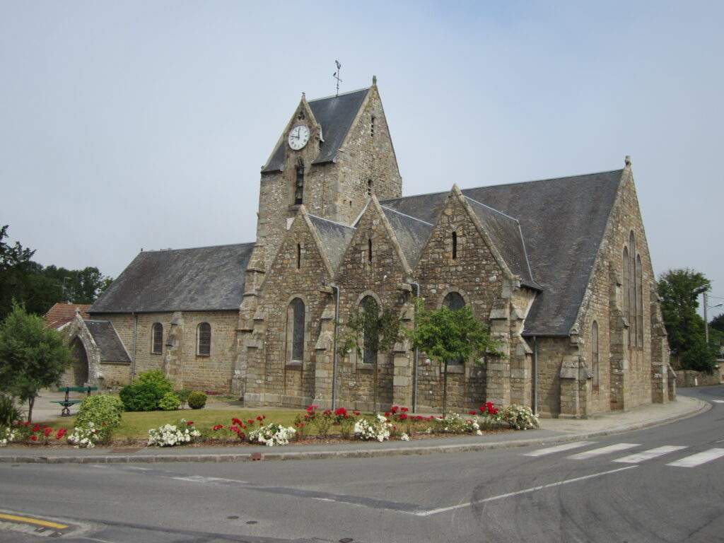 Carolles - Eglise Saint Vigor