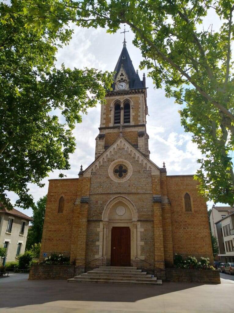Champagne-au-Mont-d'Or - Église Saint Louis Roi