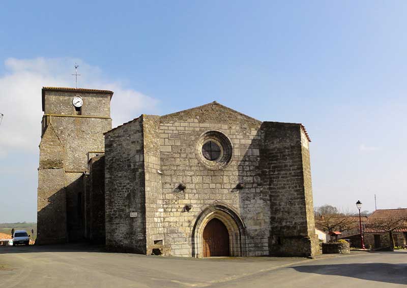 Chantonnay - Église Puybelliard