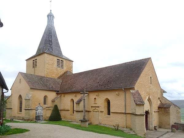 Châteauneuf - Église Saint Philippe Et Saint Jacques