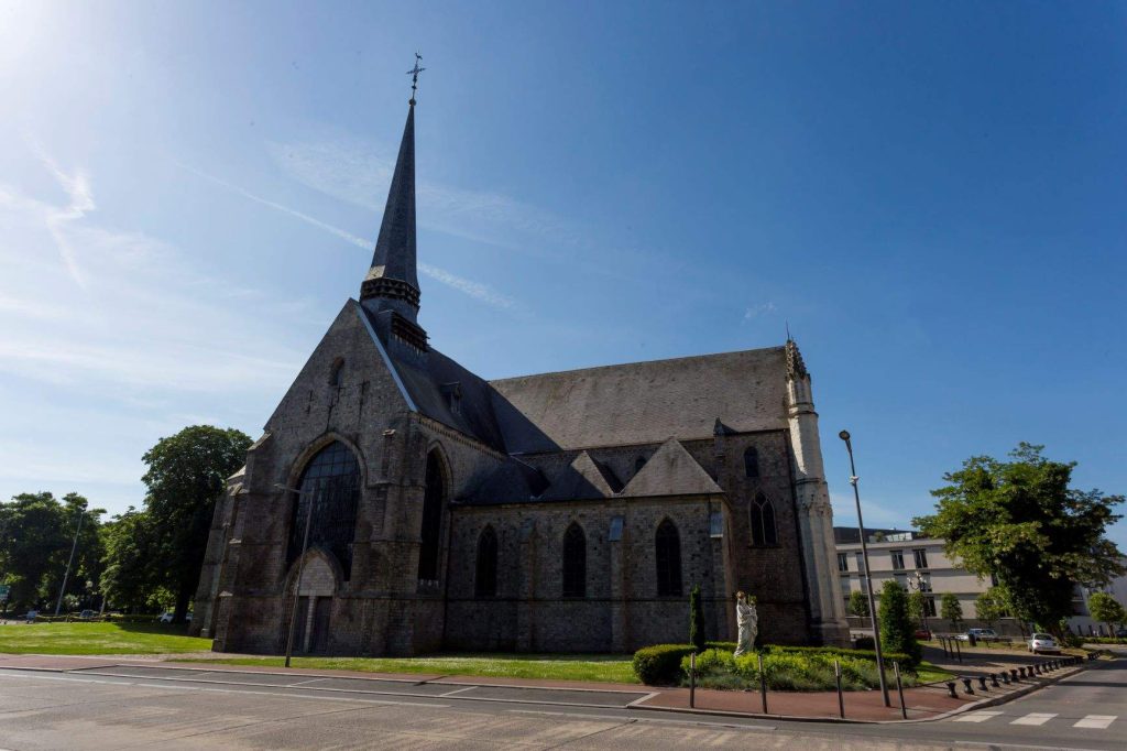 Douai - Église Maison Notre-dame