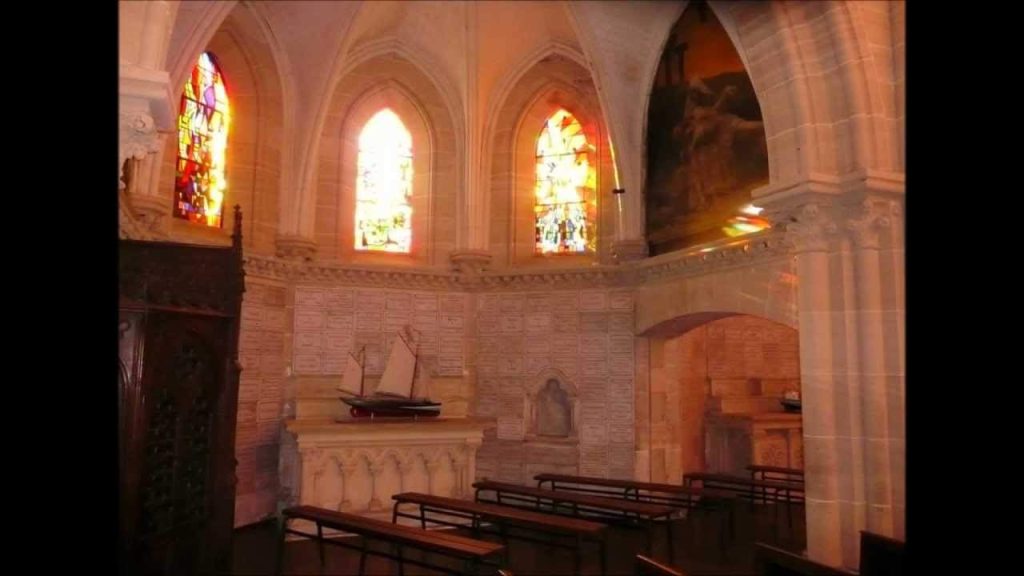 Douvres-la-Délivrande - Église Khairé
