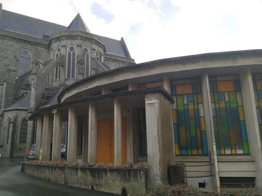 Flers - Église Maison Paroissiale Salle Emmaüs