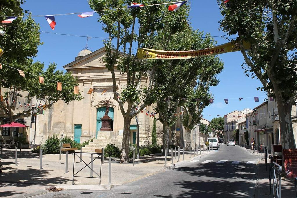 Fontvieille - Église Saint Pierre Es Liens