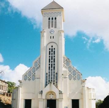 Fort-de-France - Église Sainte Thérèse