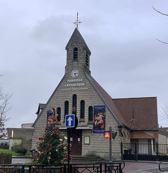 Gagny - Église Sainte Bernadette