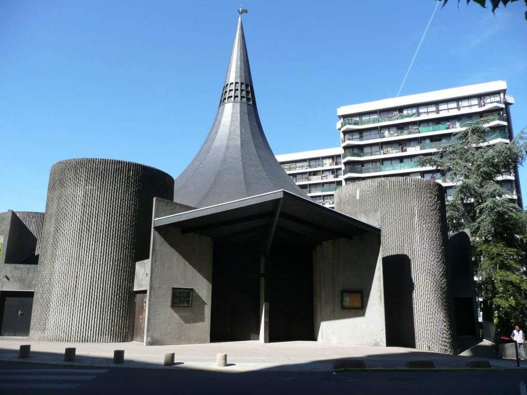 Grigny - Centre Paroissial Sainte Famille (Eglise Sainte Famille)