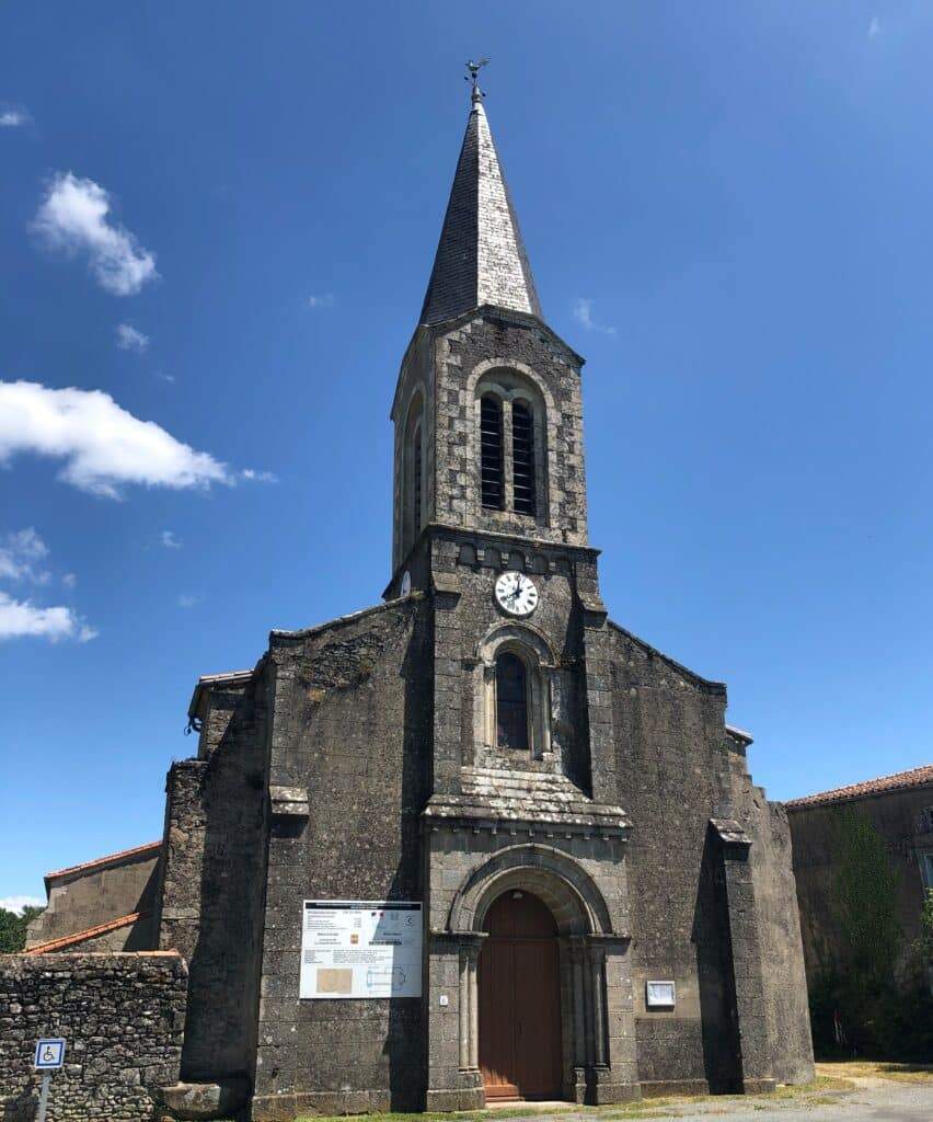 La Chapelle-Bertrand - Église Chapelle-bertrand (Saint-saturnin)