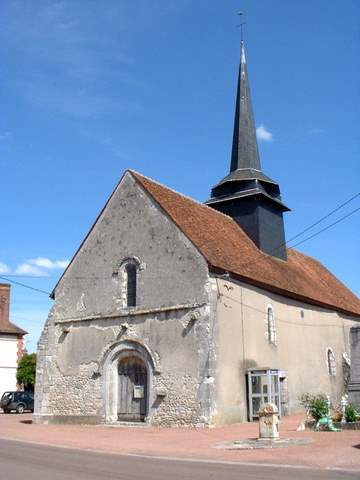 La Cour-Marigny - Église Saint Louis