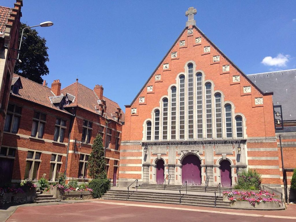La Madeleine - Église Notre Dame de Lourdes