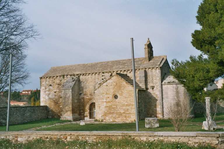 Lançon-Provence - Église Saint Cyr
