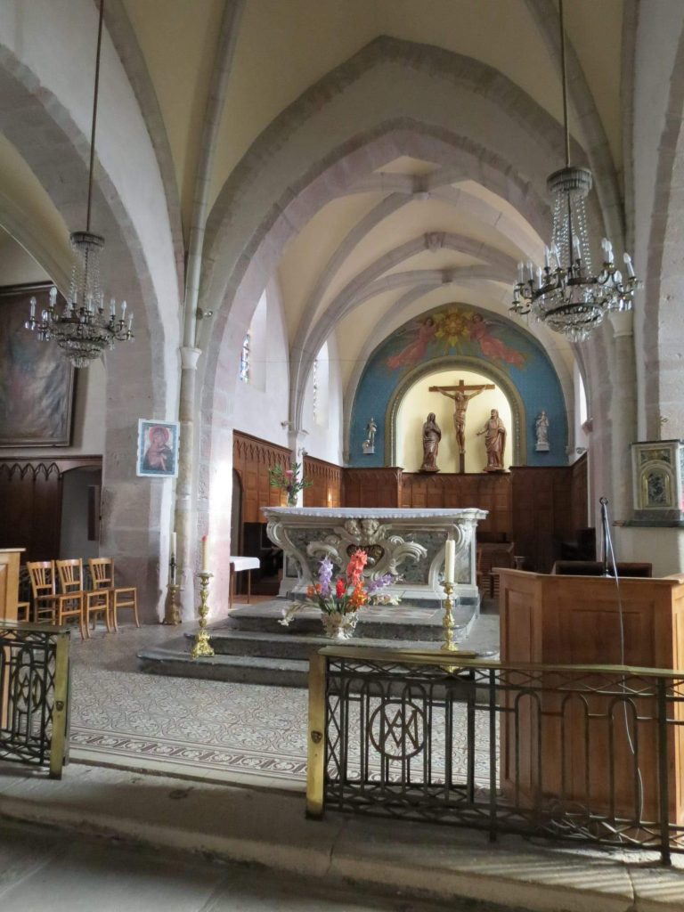 Larajasse - Église Sainte Anne