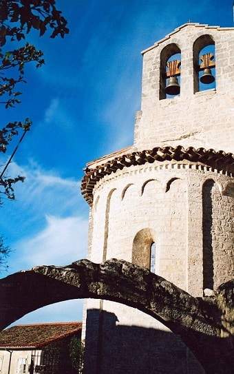 Laroque - Église Saint Jean
