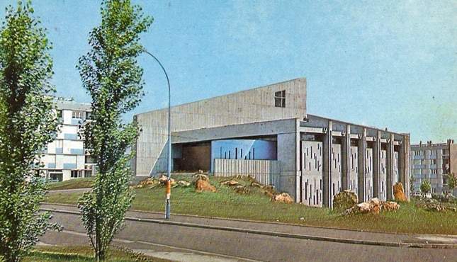 Le Plessis-Robinson - Eglise Sainte-magdeleine