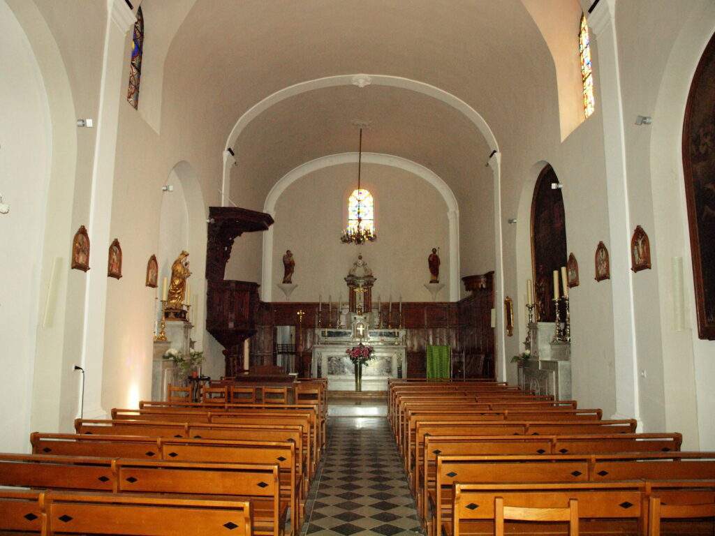 Le Tholonet - Église Sainte Croix