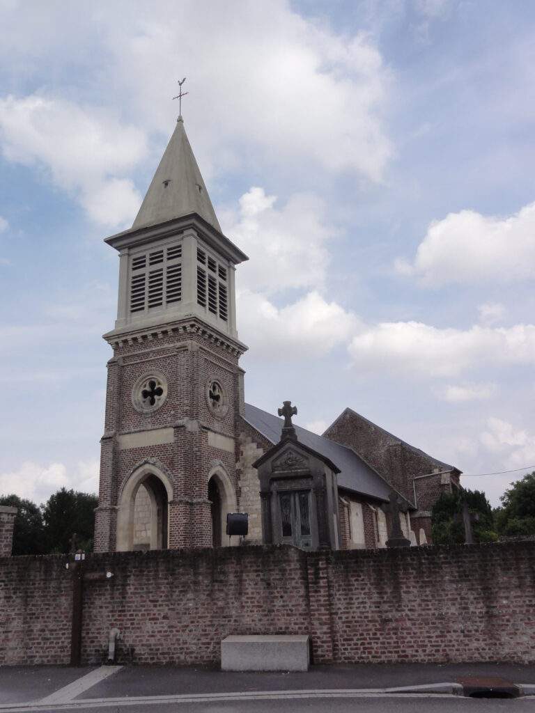 Lesdins - Église Lesdins