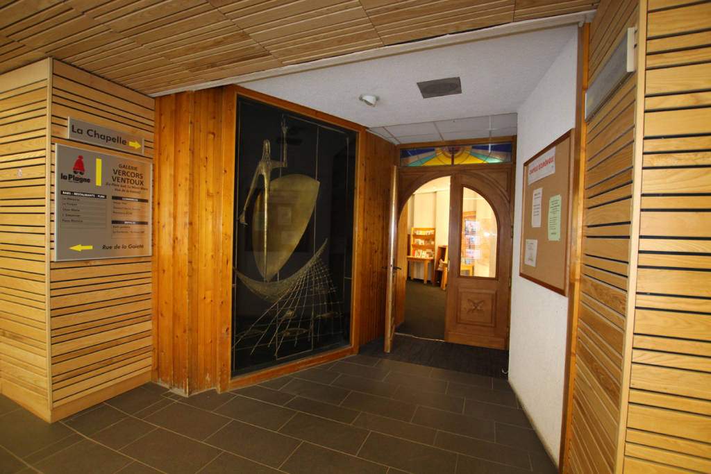 Mâcot-la-Plagne - Église Chapelle Plagne Centre