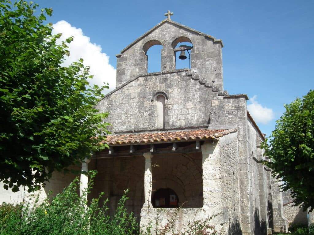 Mazerolles - Église Nativité de La Sainte Vierge