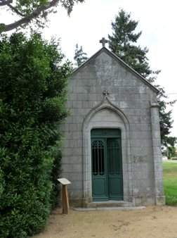 Meslay-du-Maine - Église Chapelle Saubert