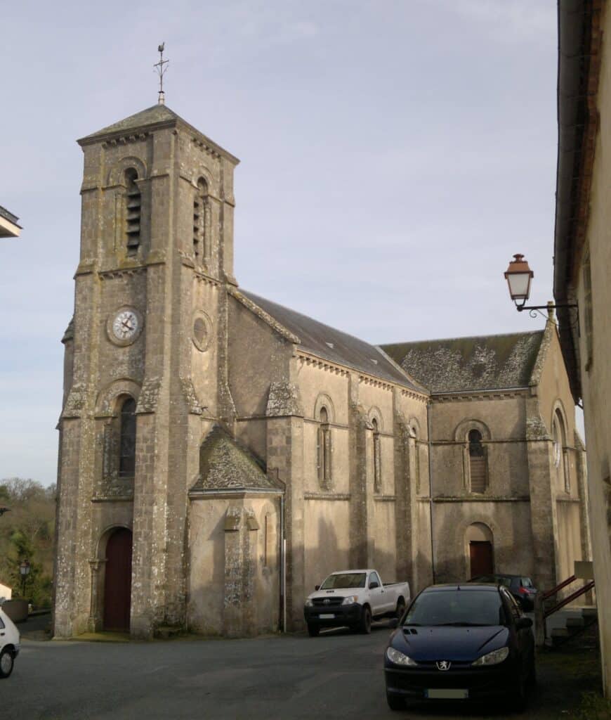 Mortagne-sur-Sèvre - Église Mortagne Évrunes