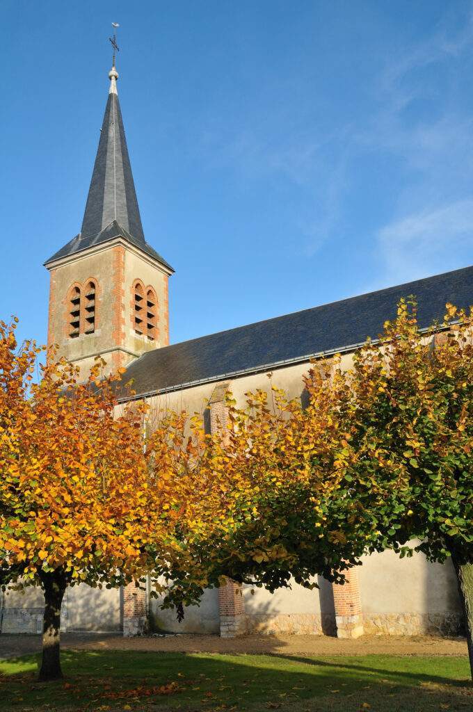 Neuvy-en-Sullias - Église Saint Jean Baptiste