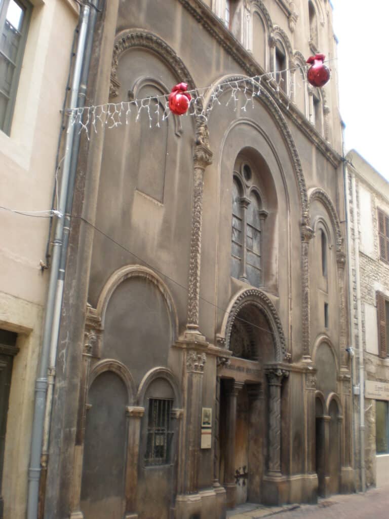 Nîmes - Église Sainte Eugénie