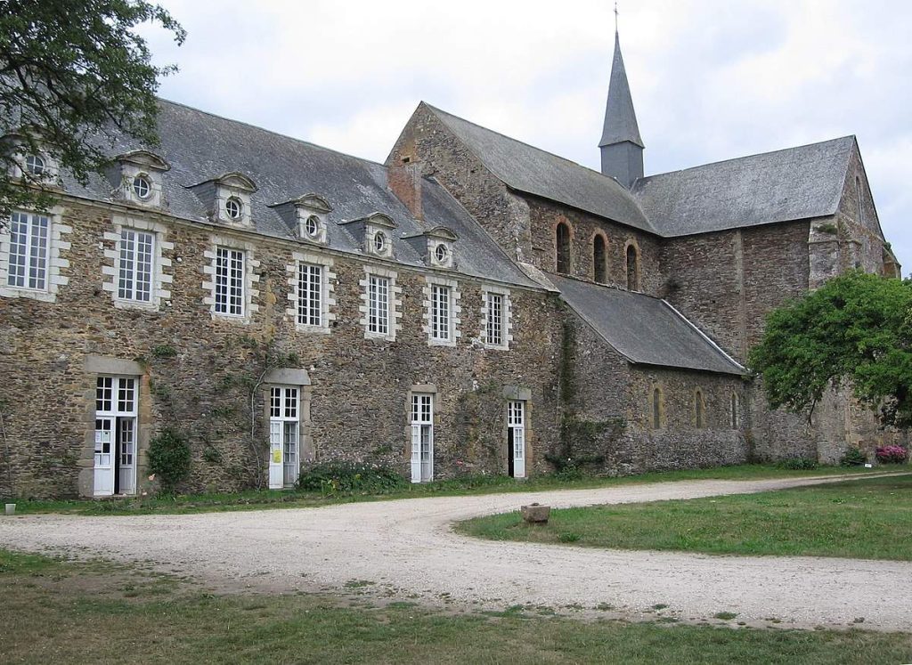 Olivet - Église Abbaye de Clermont