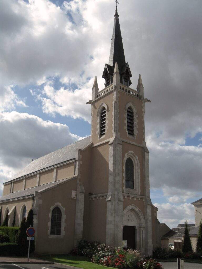 Ormes - Église Notre Dame