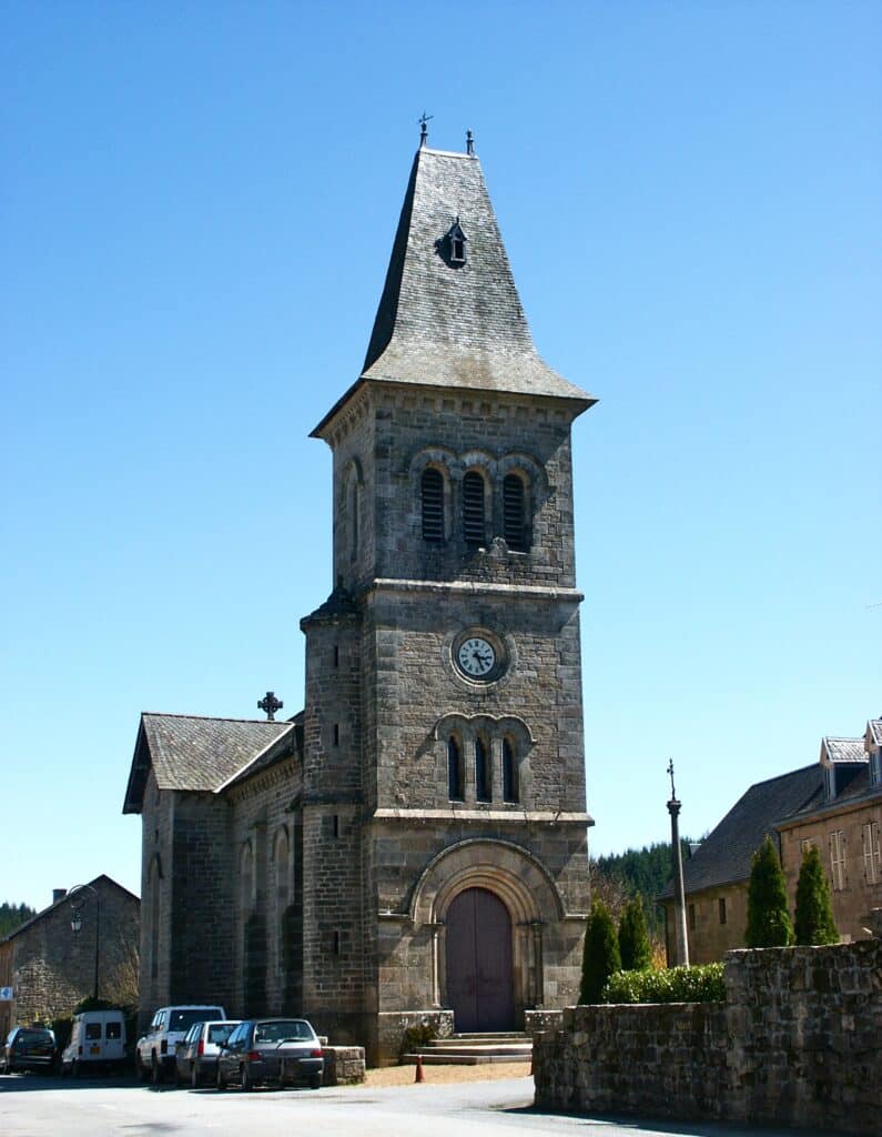 Pérols-sur-Vézère - Eglise Saint-côme Et Saint- Damien (Pérols-sur-vézère)