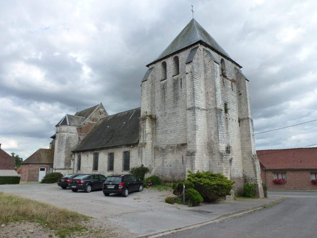 Pihem - Église Saint Pierre Aux Liens