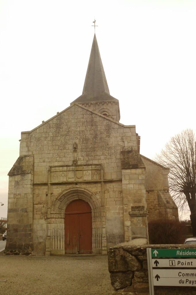 Pouillé - Eglise Saint Remy