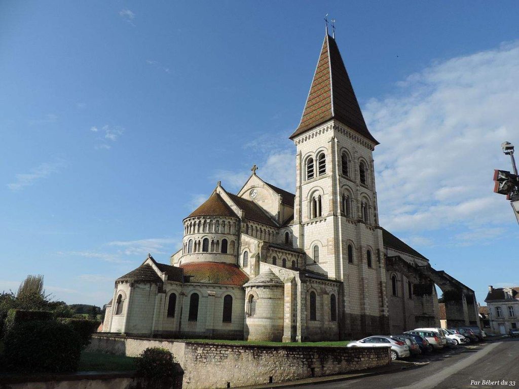 Preuilly-sur-Claise - Église Abbatiale Saint Pierre