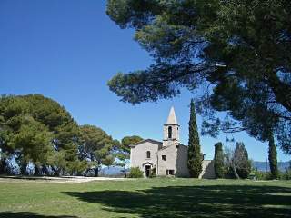 Riez - Église Chapelle Saint-maxime (Fraternité Sainte-claire)