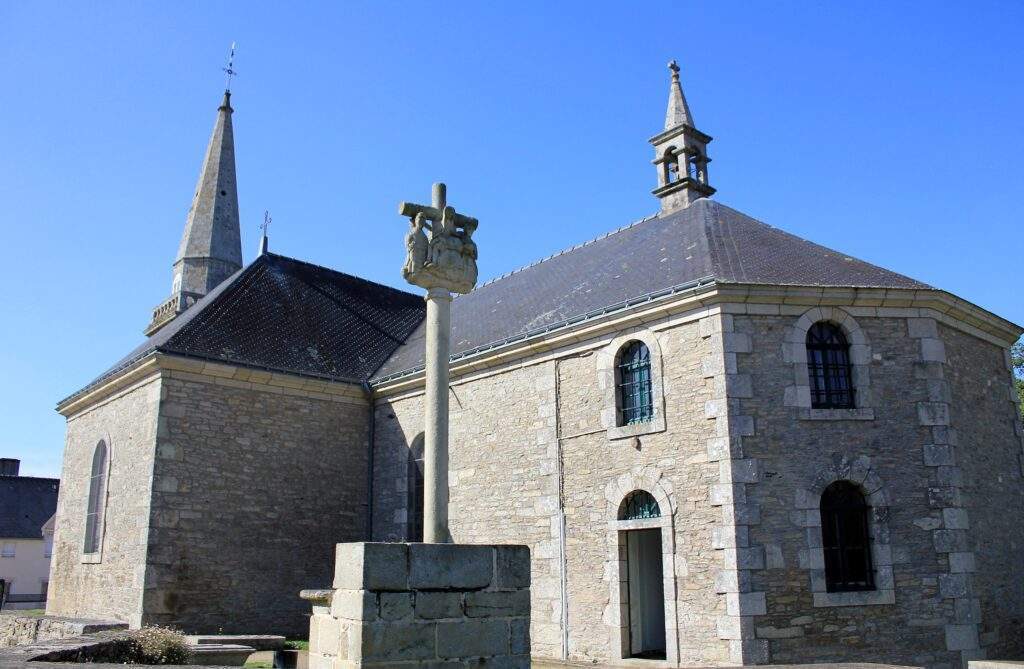 Saint-Allouestre - Église Saint-arnould (Saint-allouestre)