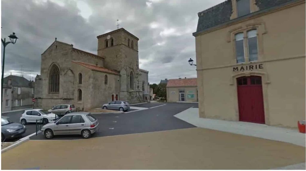 Saint-Amand-sur-Sèvre - Église Saint Amand Sur Sevre (Saint-amand)