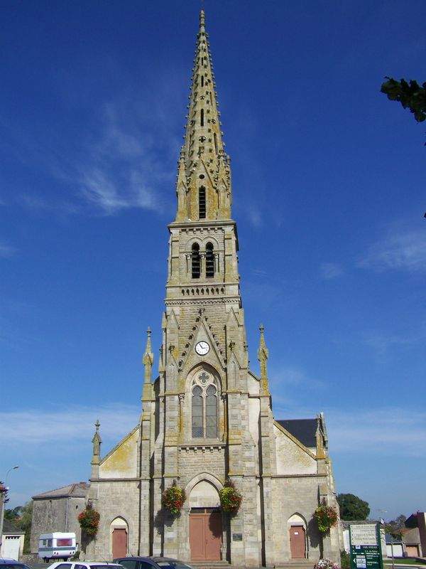 Saint-Aubin-de-Baubigné - Église Saint Aubin de Baubigné (Saint Louis)