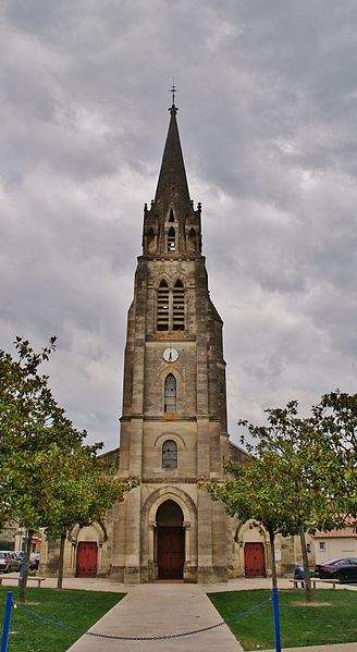 Saint-Médard-de-Guizières - Église Saint Médard