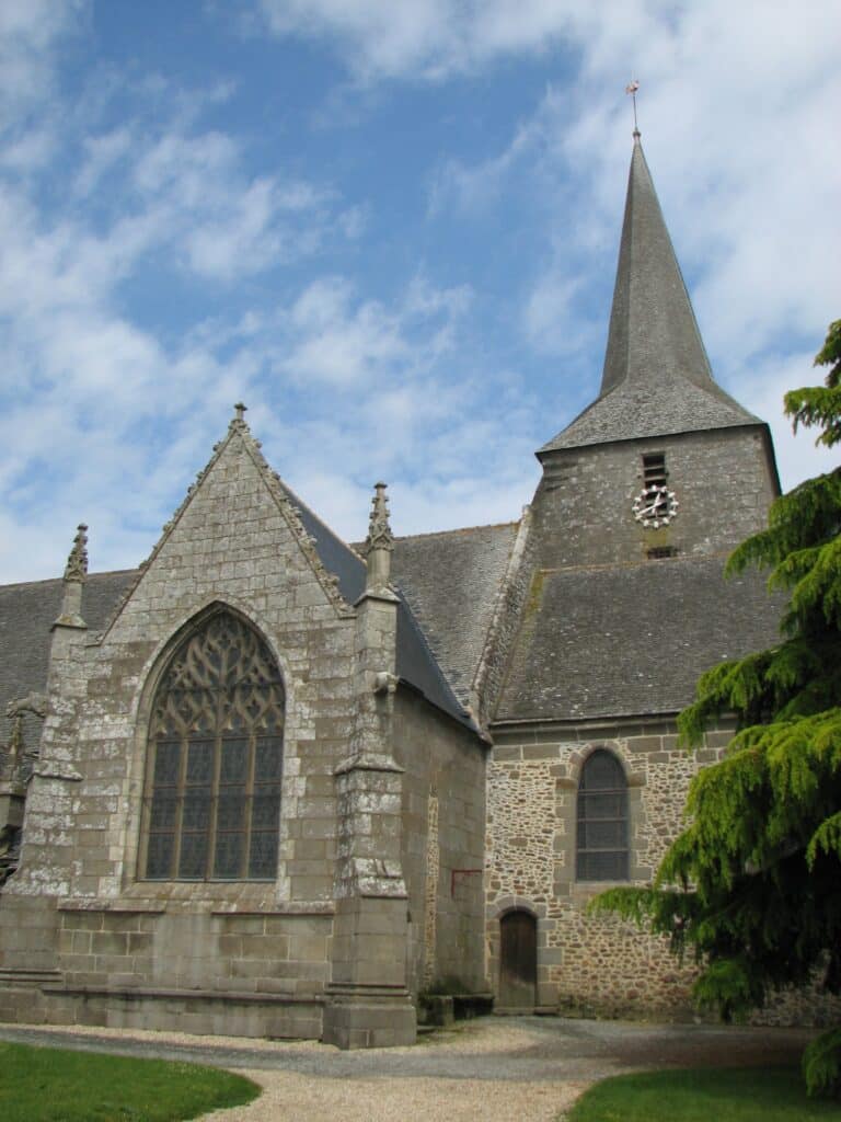Saint-Pierre-de-Plesguen - Église Saint-pierre