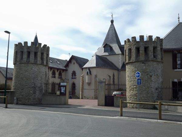 Talmont-Saint-Hilaire - Église Notre Dame de Bourgenay
