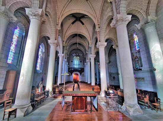 Yzeures-sur-Creuse - Église Notre Dame